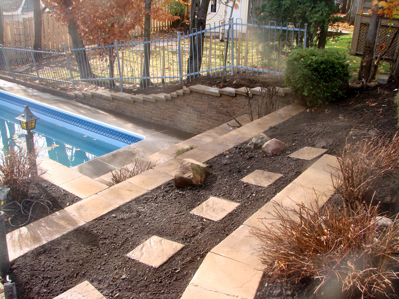 Service de terrassement paysager sur la Rive-Sud, Rive-Nord, Montréal, Laval, Laurentides, Lanaudière - Les Pavé-uni Longueuil Inc. sur la Rive-Sud de Montréal Service de terrassement paysager sur la Rive-Sud, Rive-Nord, Montréal, Laval, Laurentides, Lanaudière - Les Pavé-uni Longueuil Inc. sur la Rive-Sud de Montréal